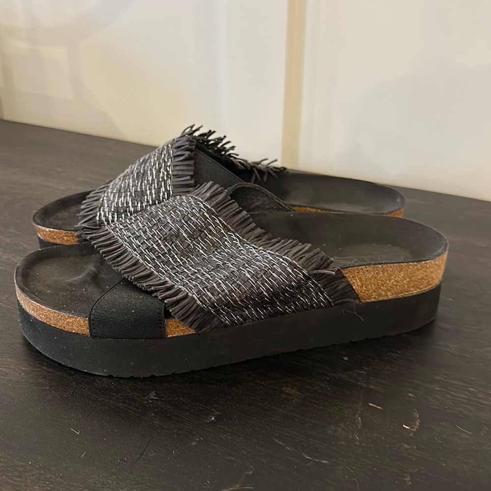 Platform Sandal - Picture 1 of 2
